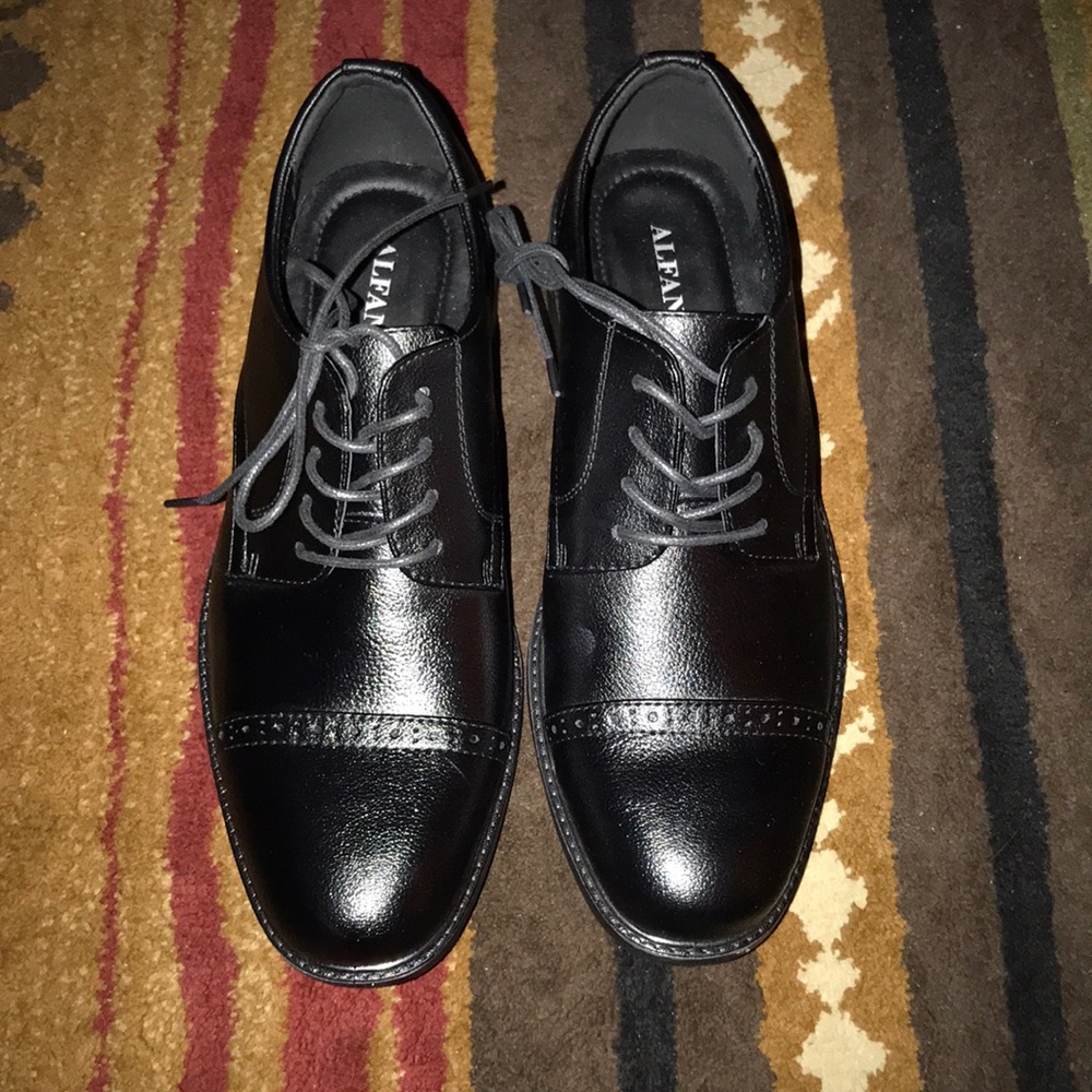 Men’s /boys dress shoes brand new